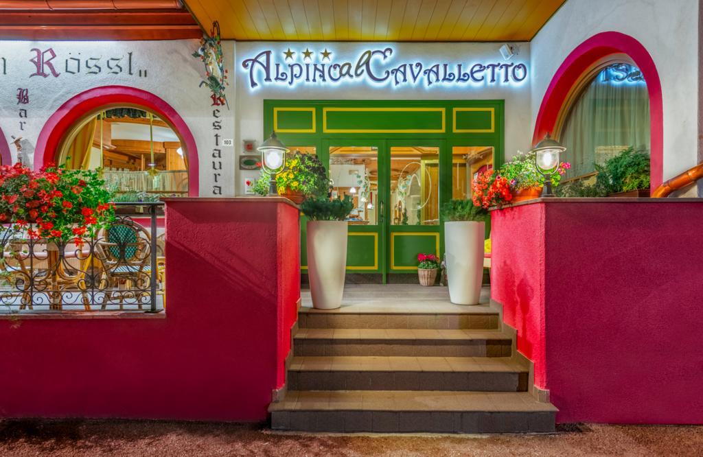 Hotel Alpino Al Cavalletto กานาเซย์ ภายนอก รูปภาพ
